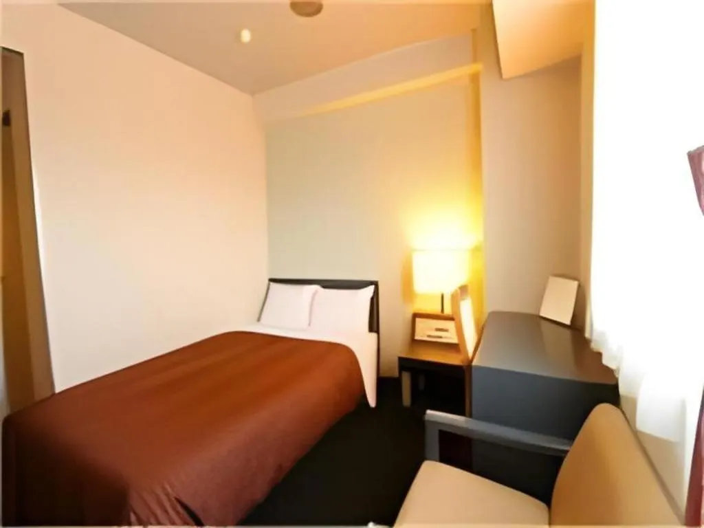 Hotel Livemax Budget Chitose Chitose  2*, Chitose (Hokkaido)